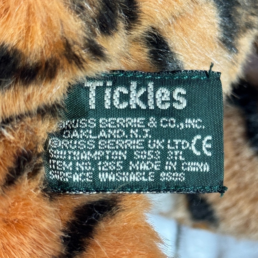 VINTAGE 1990s Tickles The Bengal Tiger Russ Berrie 16" Weighted Stuffed Animal - Picture 4 of 4